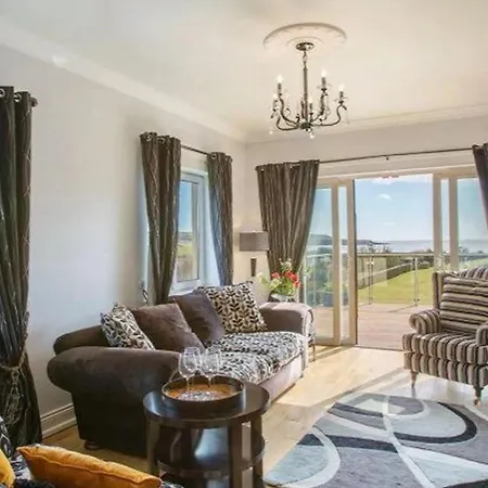 Waterford - 5 Bed - Sleeps 10 - Parking Sluggera