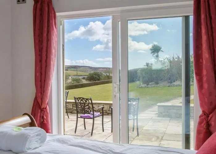 - 5 Bed - Sleeps 10 - Parking 빌라 *